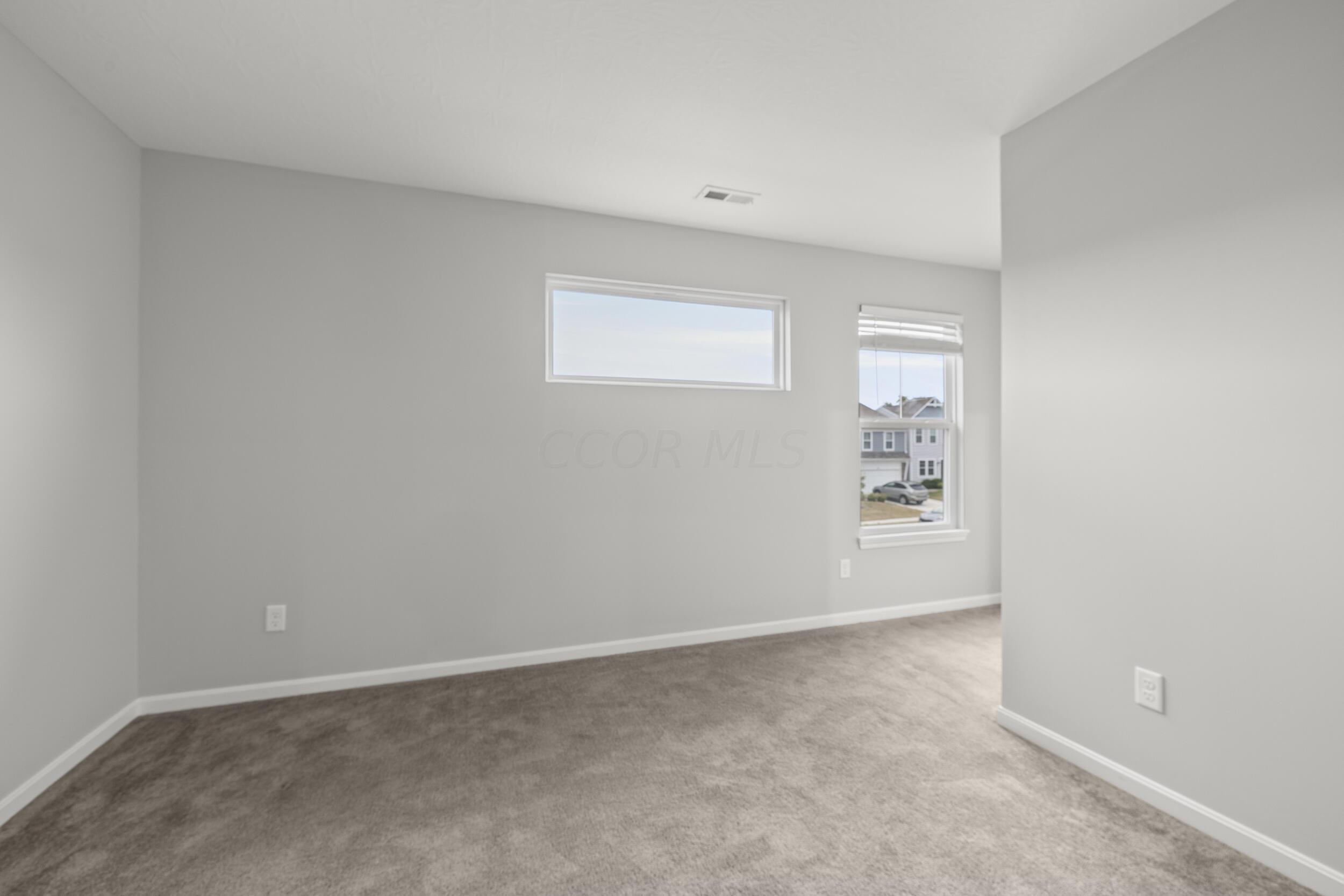 4889 Amber Crossing Road Columbus, OH 43232 - Photo 27 of 33 28_bedroom 3-01