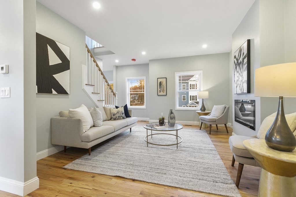 23 Jackson Road North Chelmsford, MA 01863 - Photo 11 of 28 Gallery Image 11