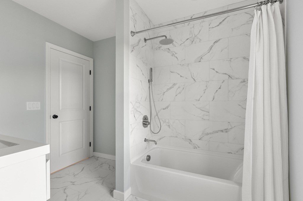 23 Jackson Road North Chelmsford, MA 01863 - Photo 17 of 28 Gallery Image 17