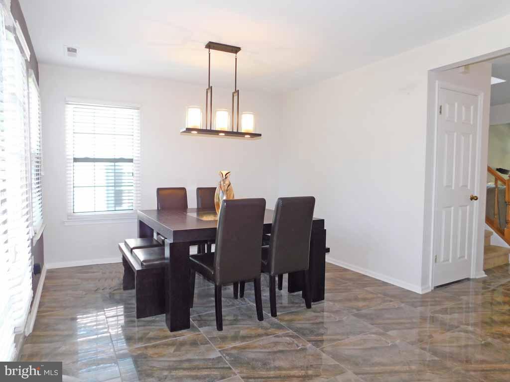 27 East Park Road Newtown, PA 18940 - Photo 11 of 27 Dining Room