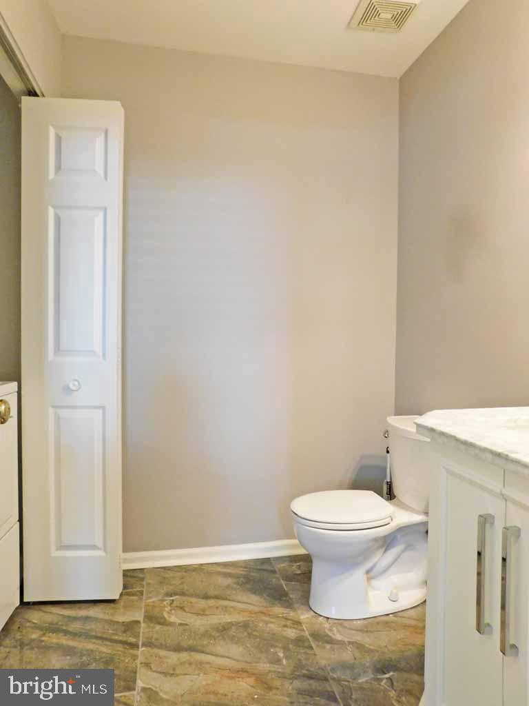 27 East Park Road Newtown, PA 18940 - Photo 13 of 27 Laundry room/powder room