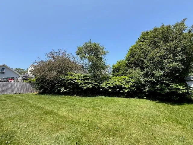 $124,900 | 25 Pleasant Street, Lubec, ME 04652