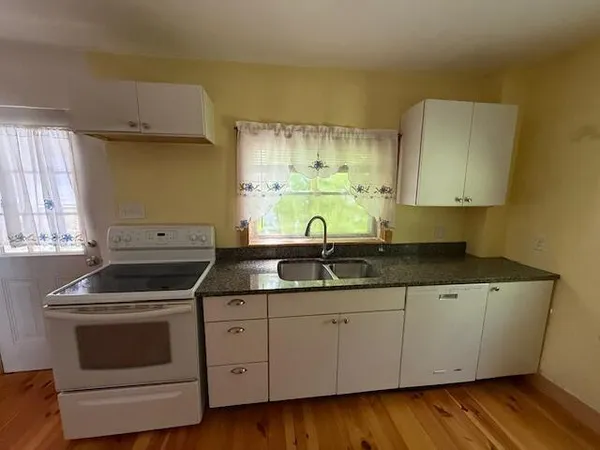 $110,000 | 25 Pleasant Street, Lubec, ME 04652