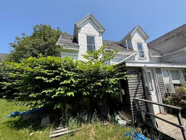 $110,000 | 25 Pleasant Street, Lubec, ME 04652