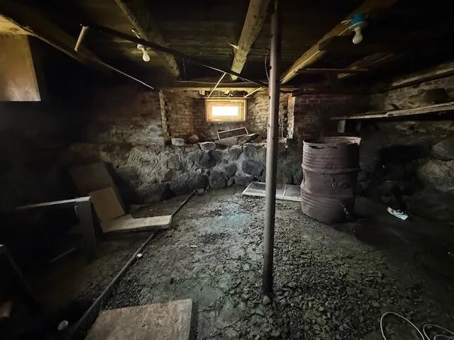 $124,900 | 25 Pleasant Street, Lubec, ME 04652