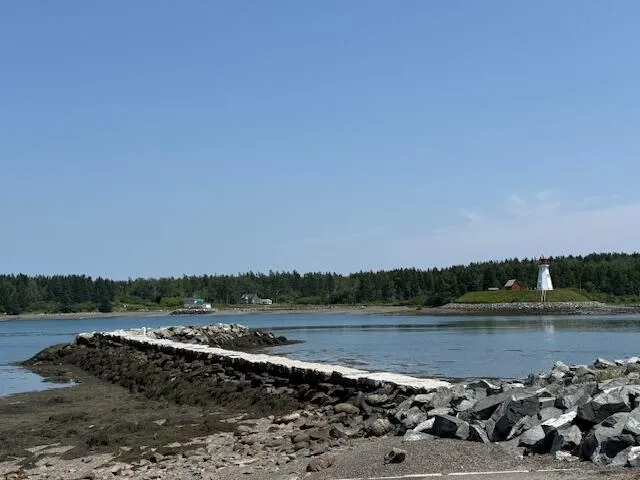 $124,900 | 25 Pleasant Street, Lubec, ME 04652