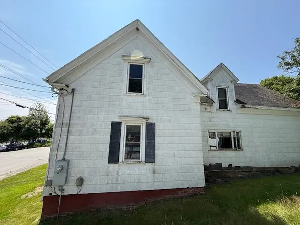$110,000 | 25 Pleasant Street, Lubec, ME 04652