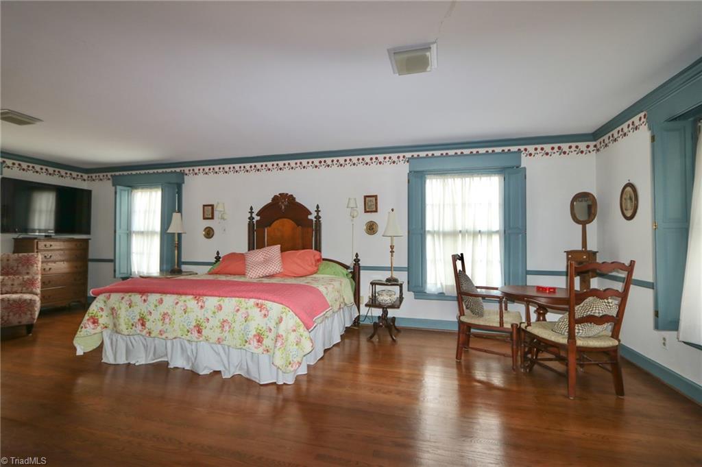 205 Hawthorne Road Elkin, NC 28621 - Photo 25 of 50