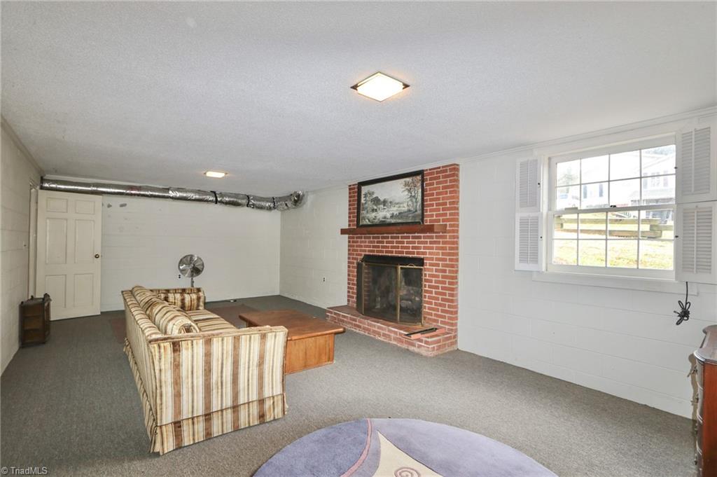 205 Hawthorne Road Elkin, NC 28621 - Photo 43 of 50