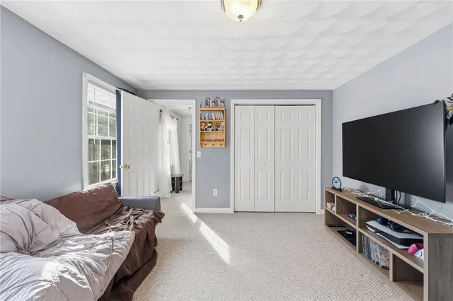 $659,900 | 13 Beverly Ann Drive, Hopkinton, RI 02832