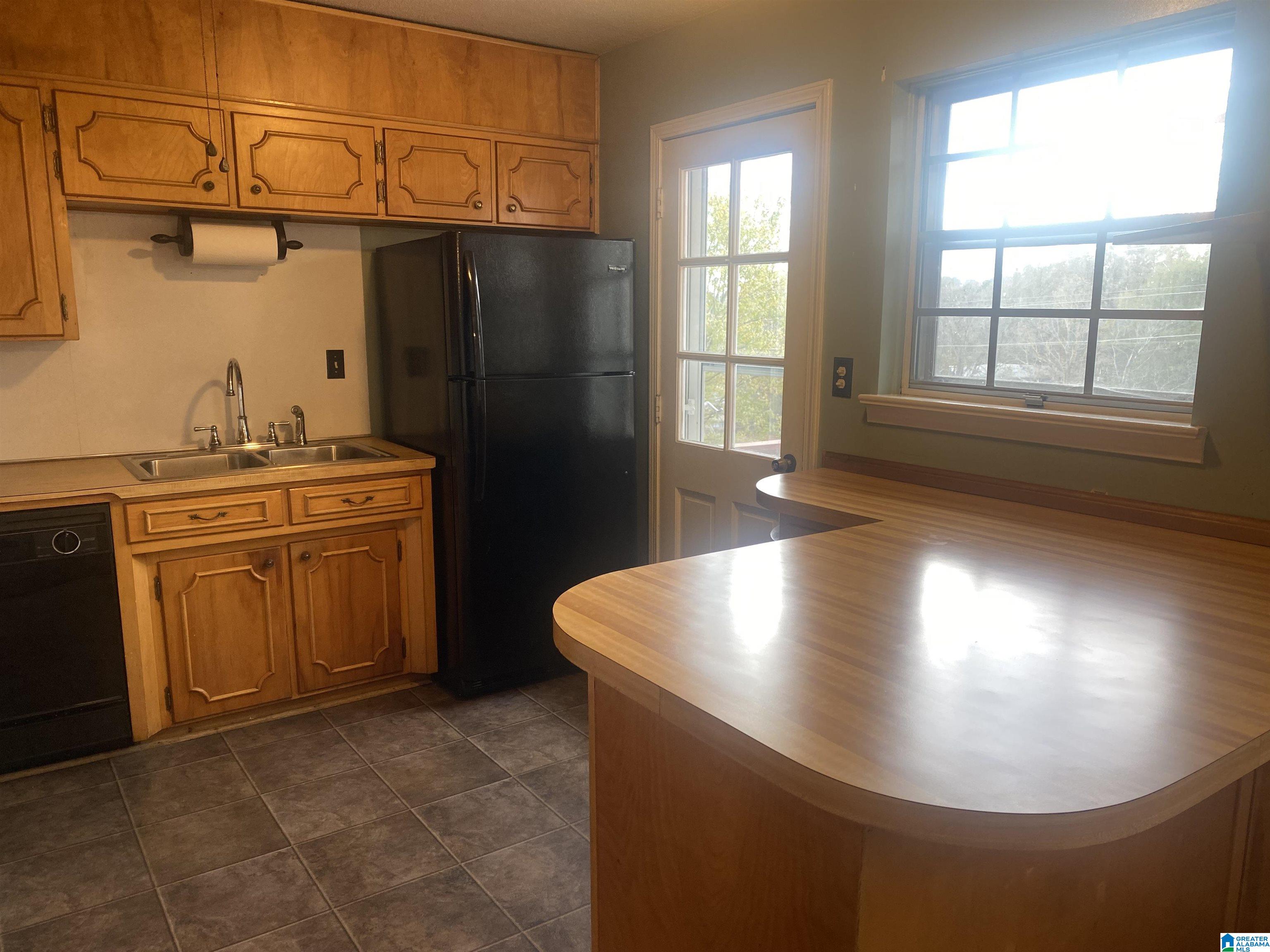 2308 Ridgewood Road Fultondale, AL 35068 - Photo 7 of 38