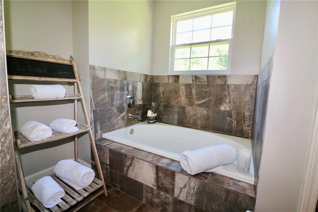 11103 Schoolhouse Road Fishers, IN 46037 - Photo 20 of 30 Gallery Image 20