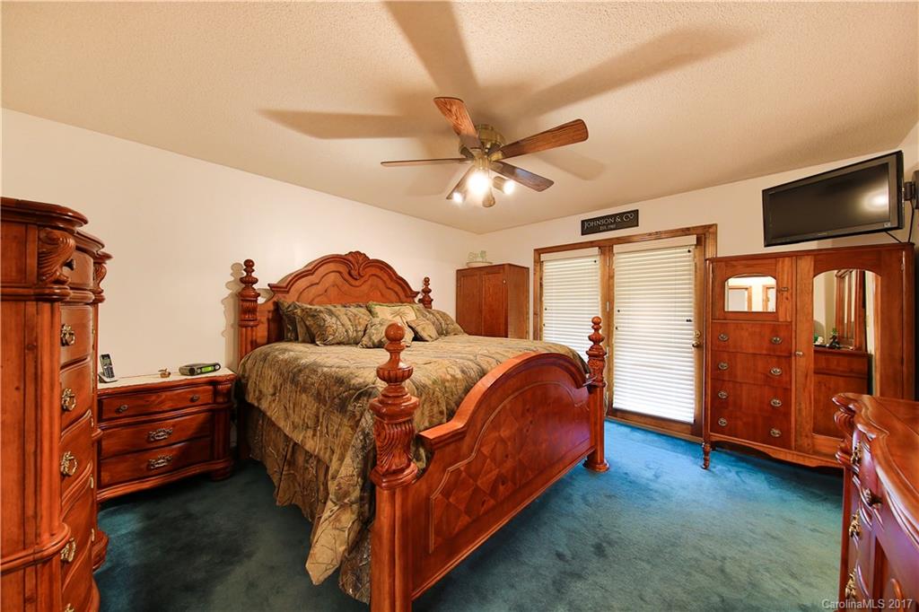 1231 Rabbit Run Road York, SC 29745 - Photo 18 of 24 Gallery Image 18