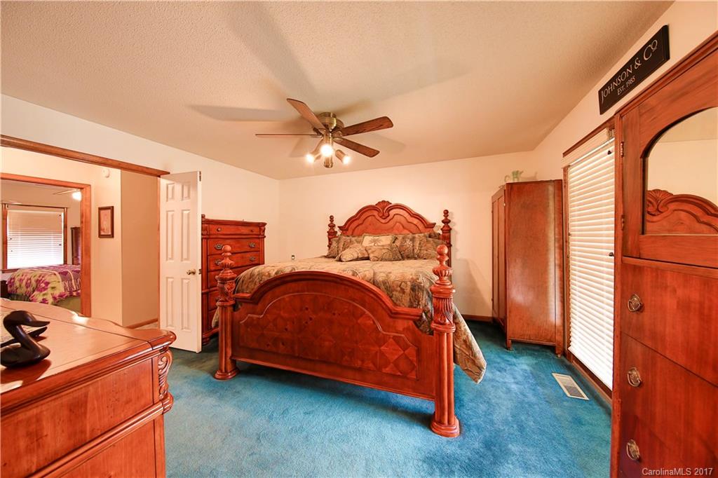 1231 Rabbit Run Road York, SC 29745 - Photo 19 of 24 Gallery Image 19
