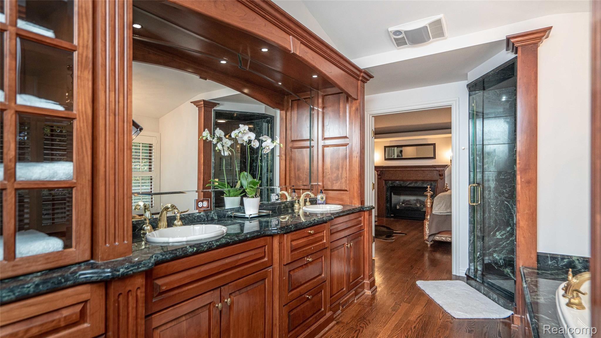 1020 North Cranbrook Road Bloomfield Hills, MI 48301 - Photo 42 of 80 -42 149_118.jpg