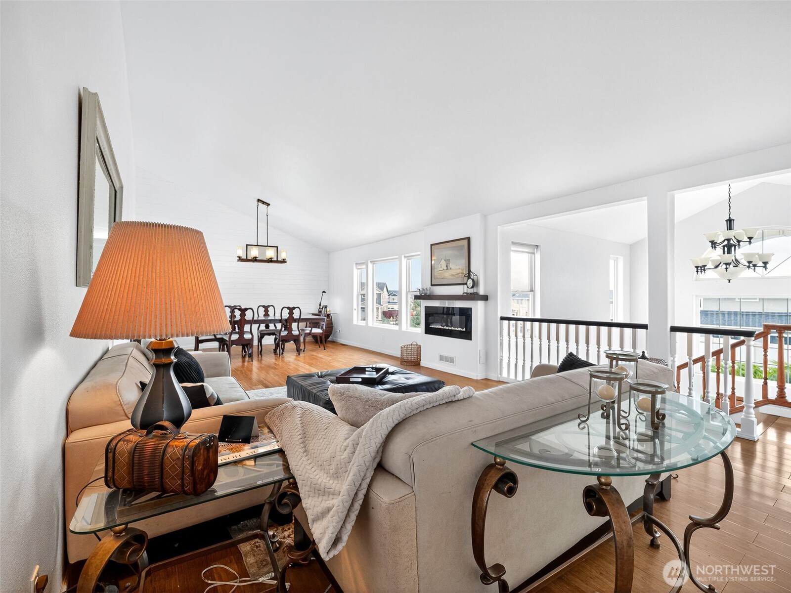 430 Gail Road Ellensburg, WA 98926 - Photo 4 of 40 a view of a dining room with furniture