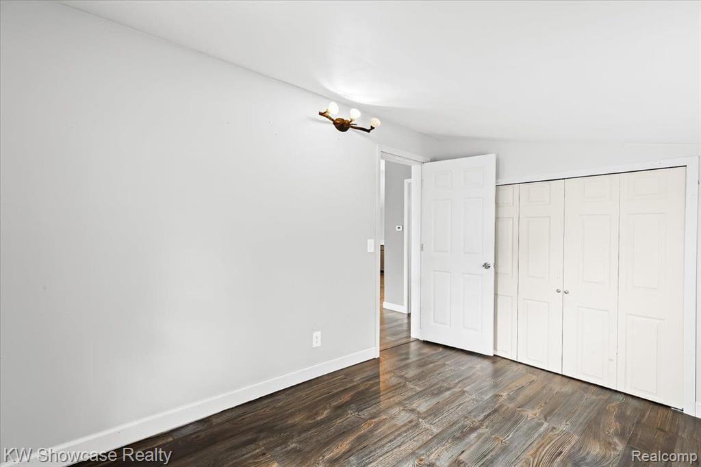 3370 Duffield White Lake, MI 48383 - Photo 25 of 34 Gallery Image 25