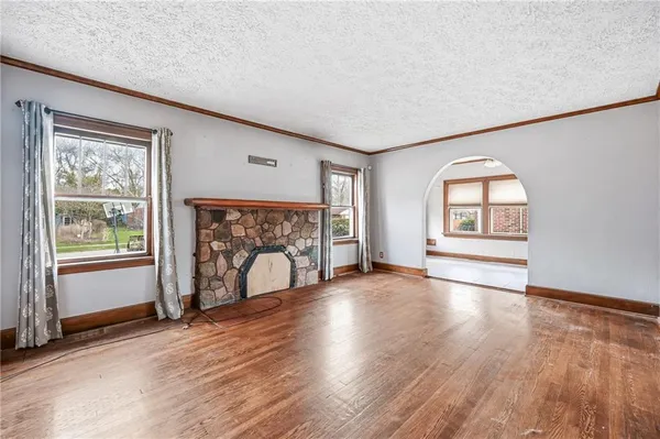 $180,000 | 479 Carley Avenue, Sharon, PA 16146