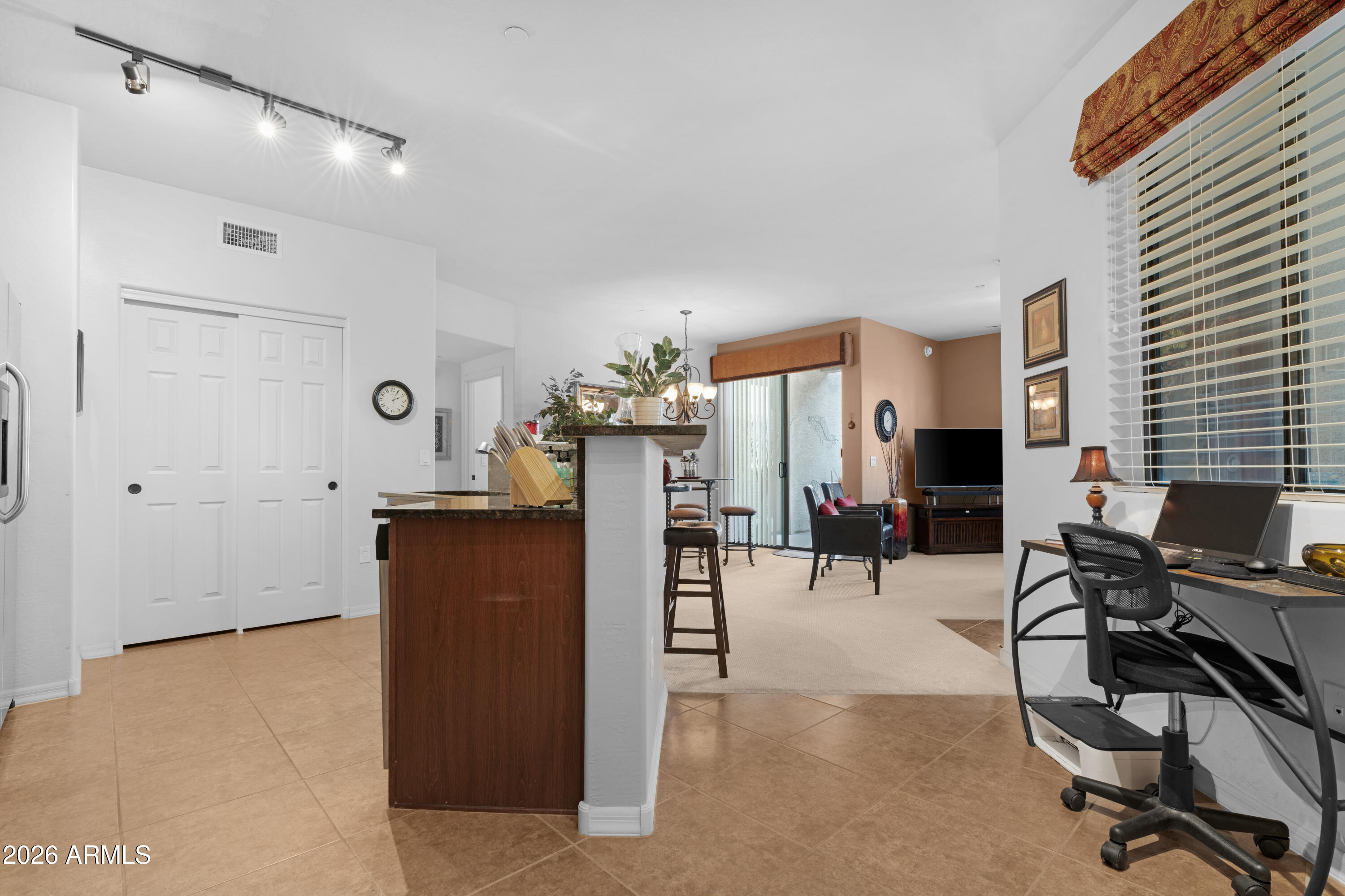 3330 South Gilbert Road, Unit 1028 Chandler, AZ 85286 - Photo 11 of 35 Gallery Image 11