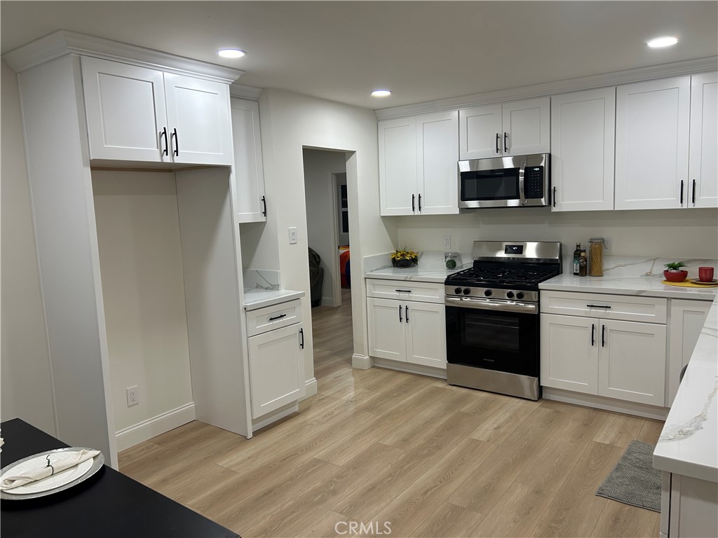 22428 Neptune Avenue Carson, CA 90745 - Photo 13 of 23