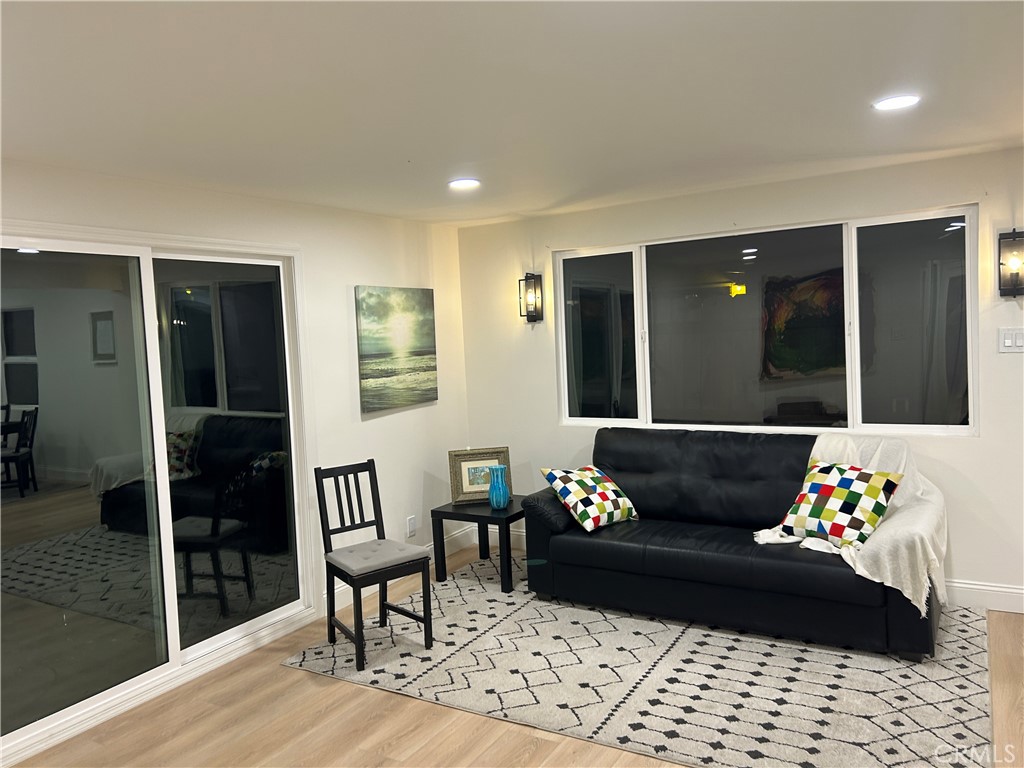 22428 Neptune Avenue Carson, CA 90745 - Photo 15 of 23