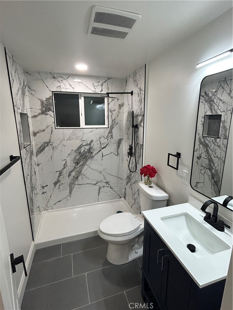 22428 Neptune Avenue Carson, CA 90745 - Photo 19 of 23