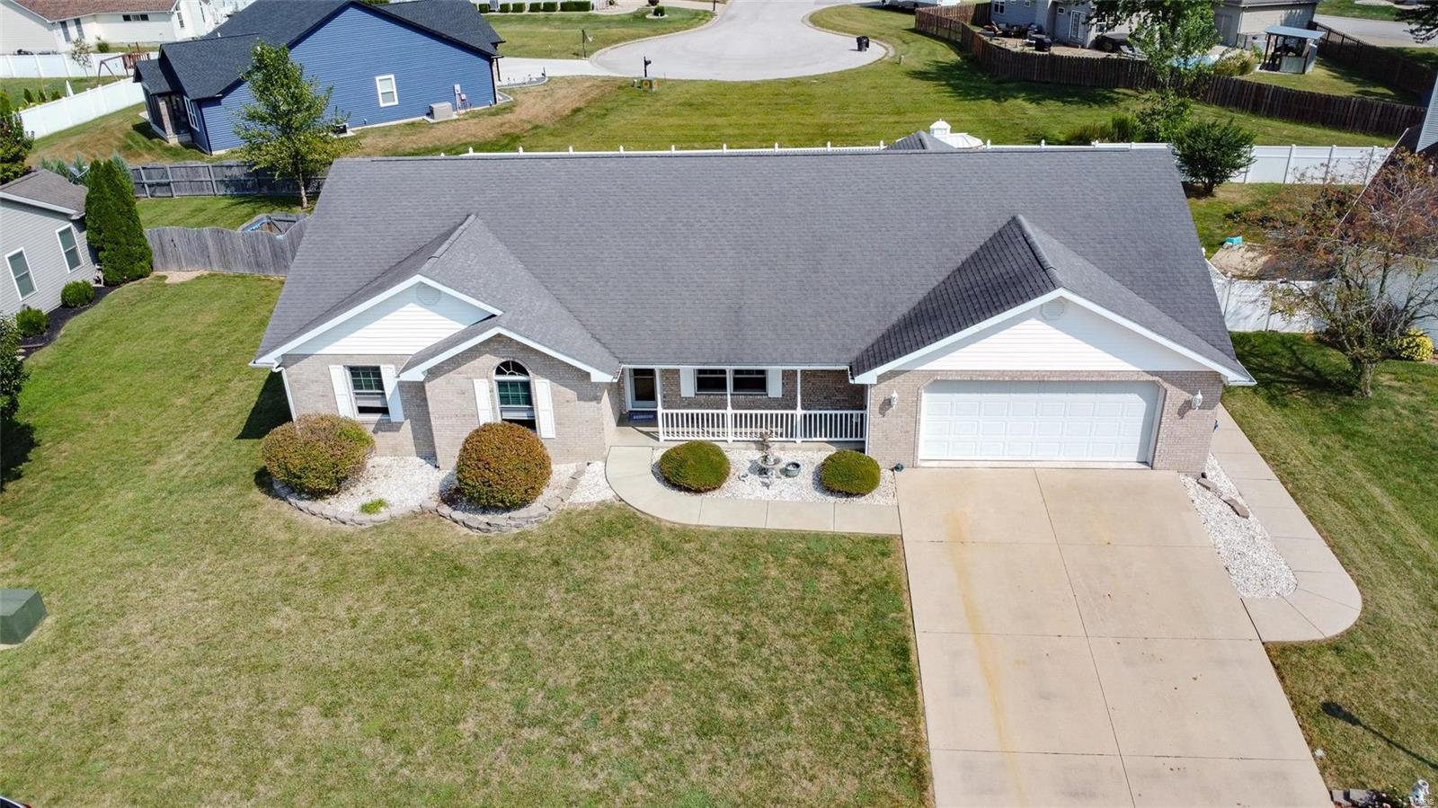 3507 Castelli Drive Alton, IL 62002 - Photo 11 of 47