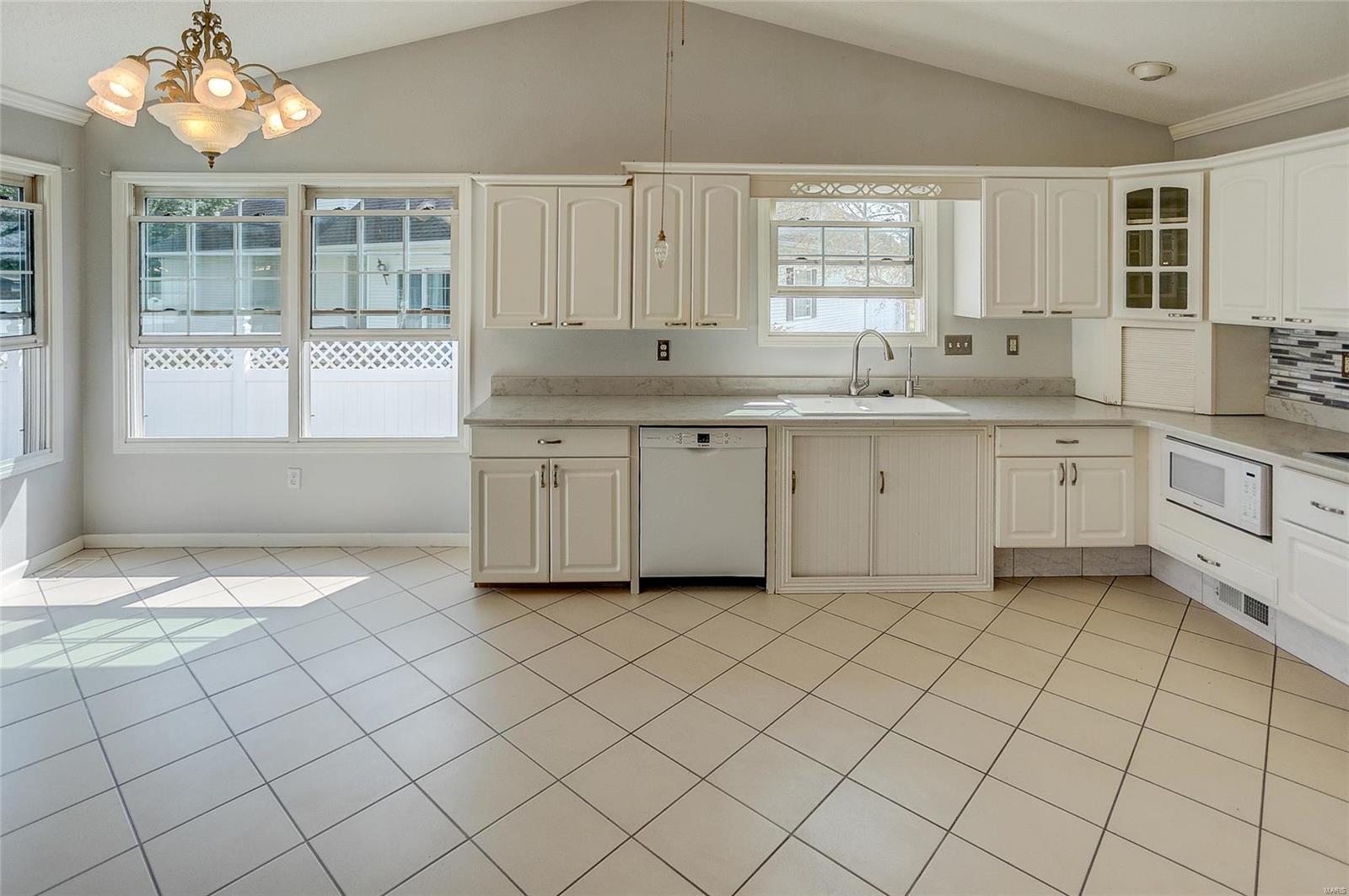 3507 Castelli Drive Alton, IL 62002 - Photo 26 of 47