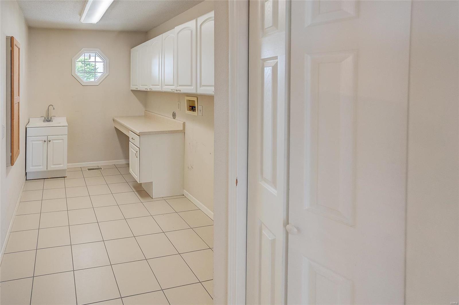 3507 Castelli Drive Alton, IL 62002 - Photo 29 of 47