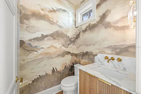 $3,450,000 | 805 17th Avenue Northeast, St. Petersburg, FL 33704