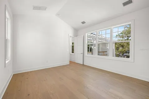 $3,450,000 | 805 17th Avenue Northeast, St. Petersburg, FL 33704