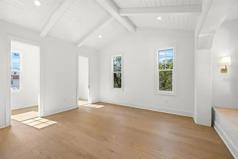 $3,450,000 | 805 17th Avenue Northeast, St. Petersburg, FL 33704