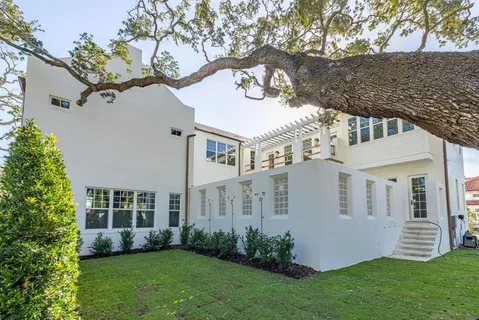 $3,450,000 | 805 17th Avenue Northeast, St. Petersburg, FL 33704