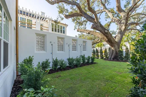 $3,450,000 | 805 17th Avenue Northeast, St. Petersburg, FL 33704