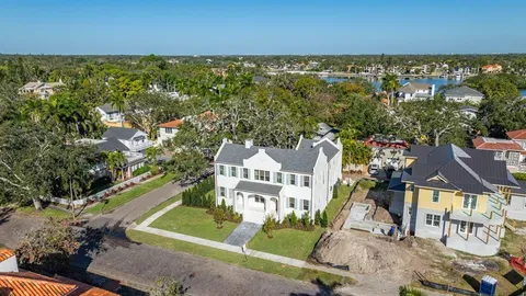 $3,450,000 | 805 17th Avenue Northeast, St. Petersburg, FL 33704