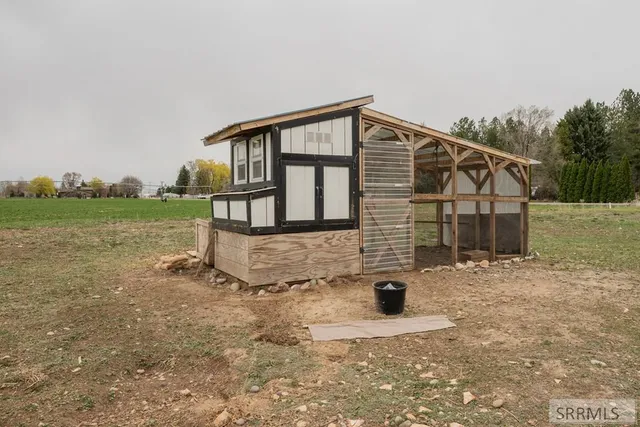 $325,000 | 344 West 350 North, Blackfoot, ID 83221