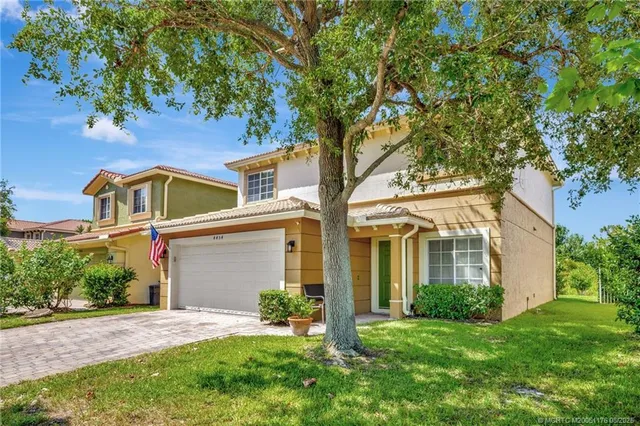 $449,900 | 4454 Southeast Graham Drive, Stuart, FL 34997