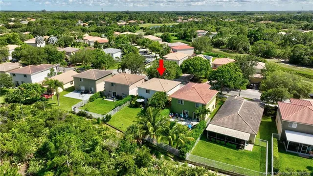 $449,900 | 4454 Southeast Graham Drive, Stuart, FL 34997