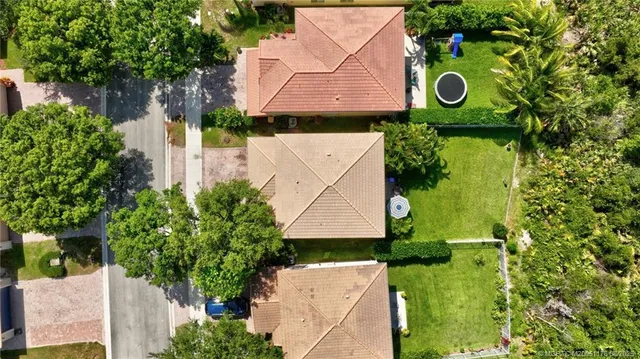 $449,900 | 4454 Southeast Graham Drive, Stuart, FL 34997