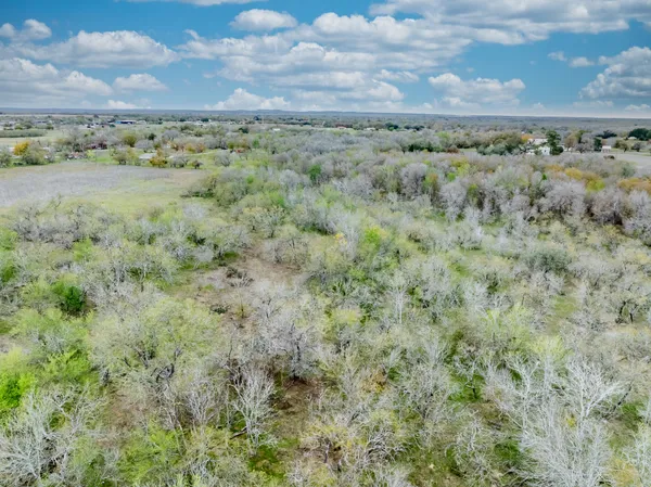 $289,855 | 157 Gonzales Tx 78629, Leesville, TX 78122