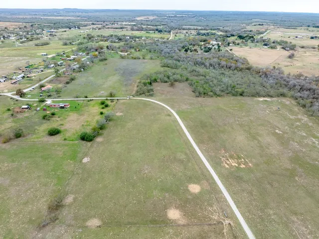 $289,855 | 157 Gonzales Tx 78629, Leesville, TX 78122