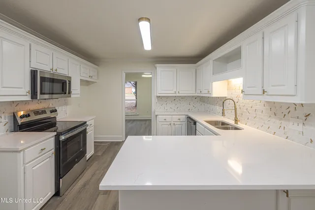 $249,500 | 807 Meadow Way Cove, Byram, MS 39272