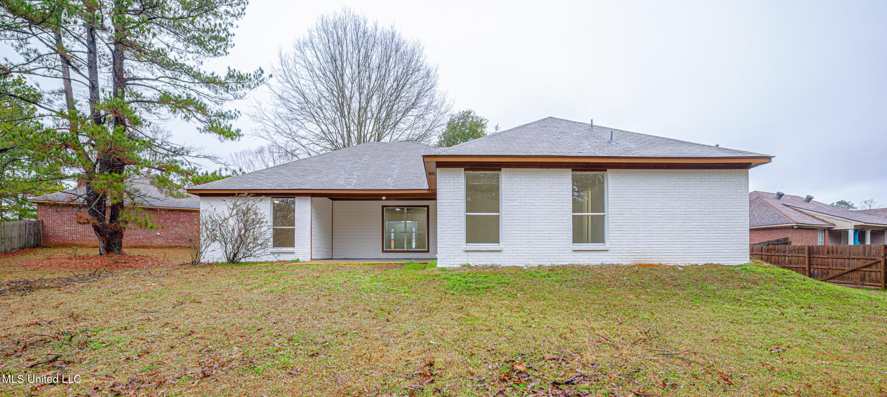 807 Meadow Way Cove Byram, MS 39272 - Photo 33 of 34 1R4A0983