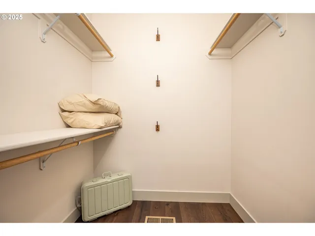 a picture of a bathroom with a sink