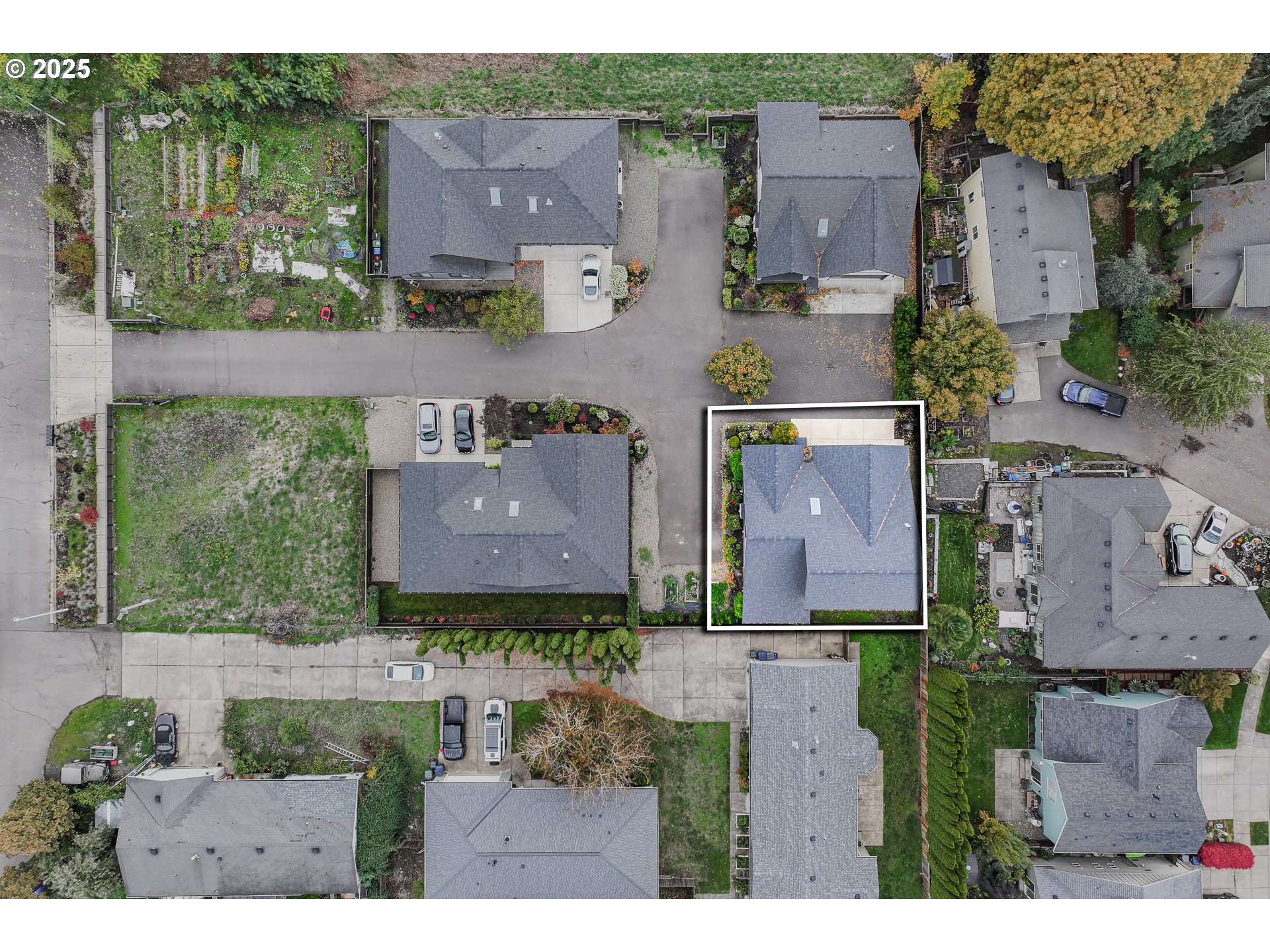 3352 Zane Lane Eugene, OR 97404 - Photo 35 of 42 an aerial view of residential houses with outdoor space and parking