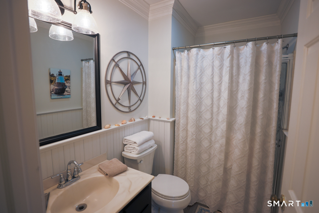 10 Runnymede Lane, Unit 10 Madison, CT 06443 - Photo 17 of 33 Second Full bath