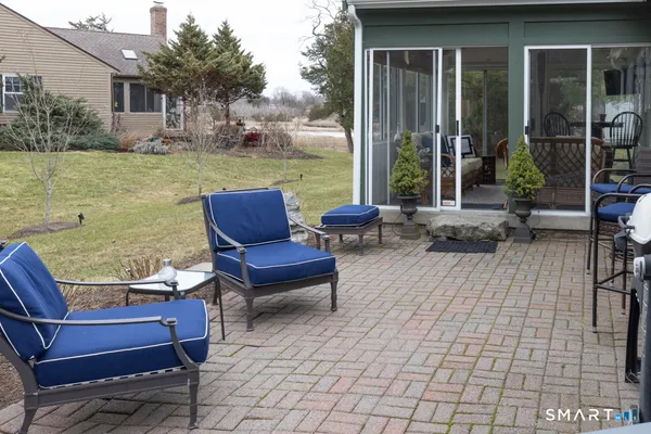 $595,000 | 10 Runnymede Lane, Unit 10, Madison, CT 06443