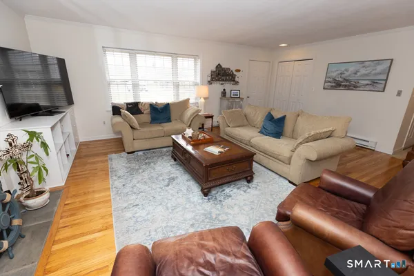 $595,000 | 10 Runnymede Lane, Unit 10, Madison, CT 06443