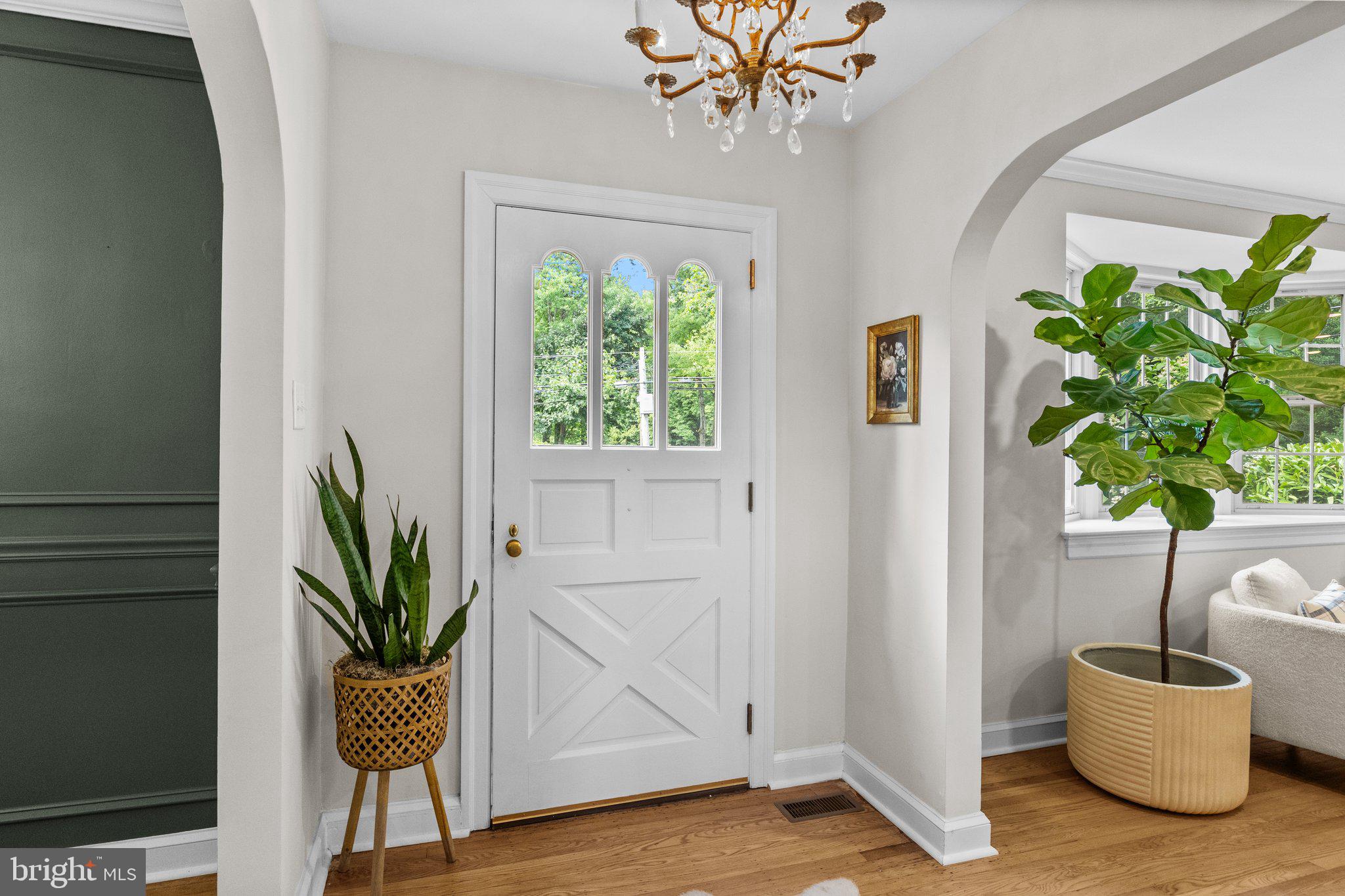 25 Edgewood Road Yardley, PA 19067 - Photo 6 of 46 Gallery Image 6