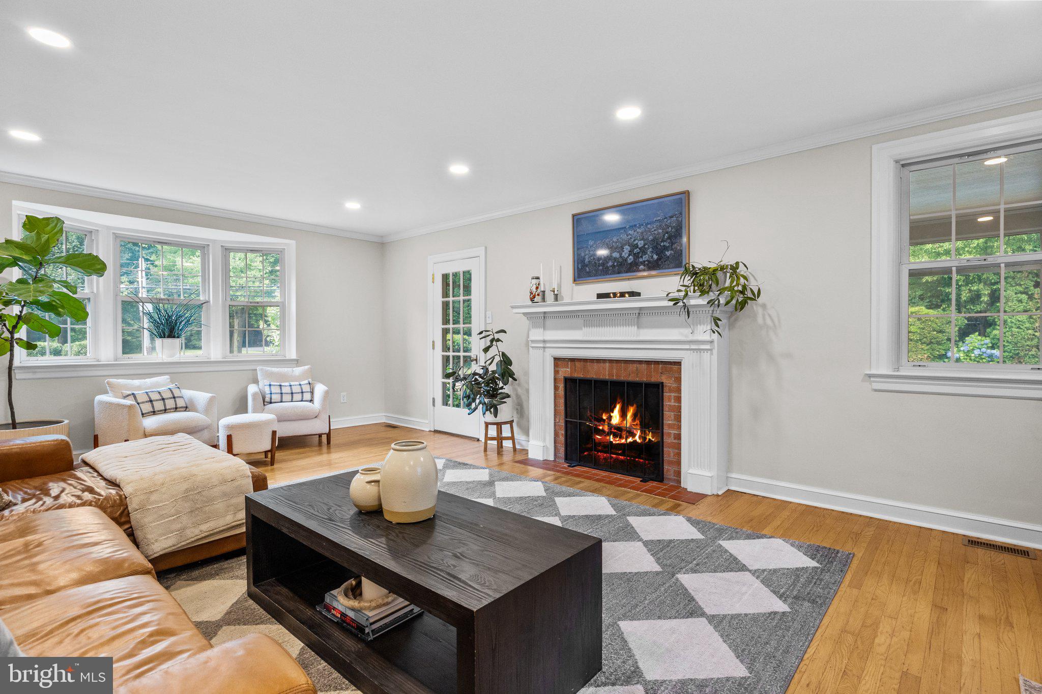 25 Edgewood Road Yardley, PA 19067 - Photo 9 of 46 Gallery Image 9